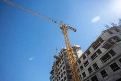 Кому в Тюменской области платят до 184 тысяч рублей