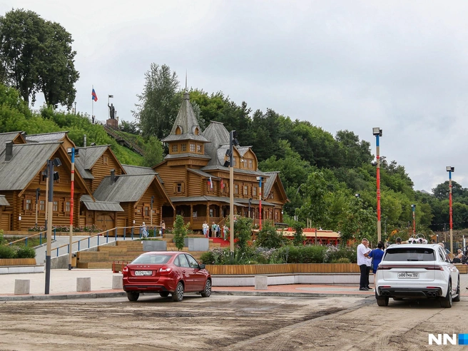 «Город мастеров» на набережной в Городце | Источник: Наталья Бурухина / NN.RU