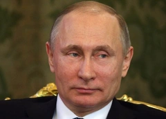 Владимир Путин объяснил, чем занимаются его дочери