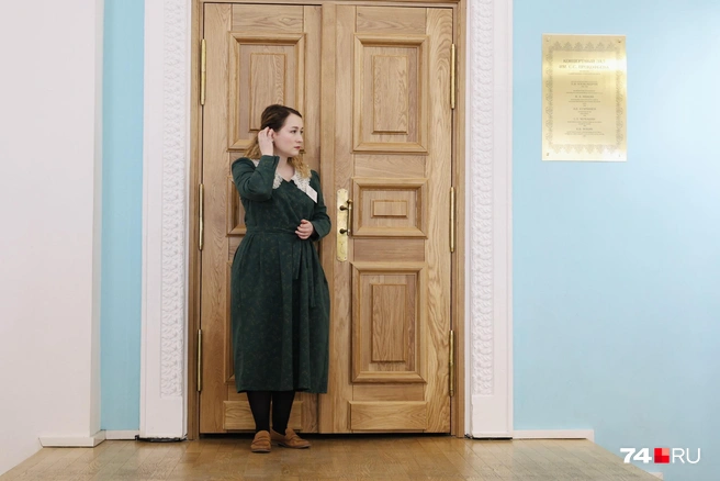 Впускать гостей филармонии в зрительный зал не спешили  | Источник: Наталья Лапцевич