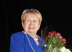 У 94-летней Александры Пахмутовой случился сердечный приступ