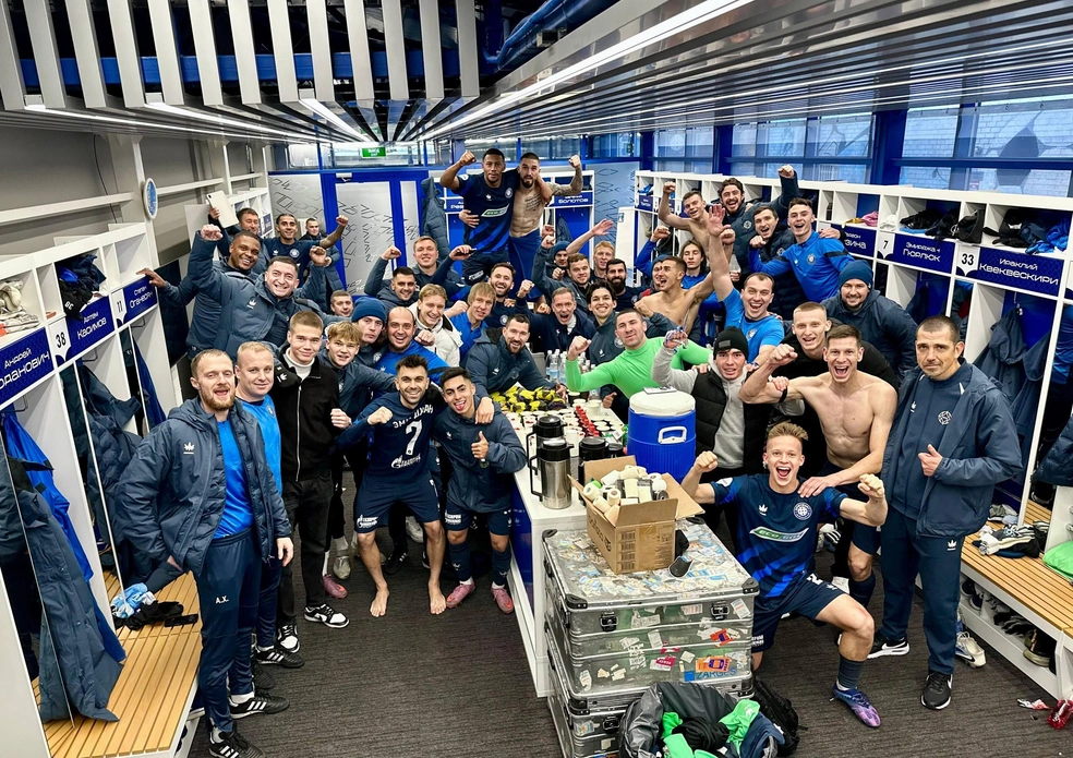 Эмоции победной раздевалки | Источник: ФК «Оренбург» / t.me