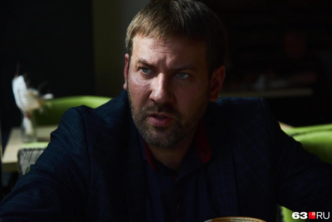 «Я хочу, чтобы тот район, где я родился, вырос и живу, тот город, где я родился, где мои родители живут, дети учатся, чтобы он становился лучше»,&nbsp;— рассказал Асеев в большом эксклюзивном интервью 63.RU | Источник: Роман Данилкин / 63.RU