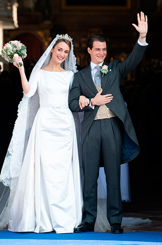 Баварская принцесса Софи вышла замуж в копии платья Меган Маркл