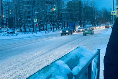 ‘Hell to Vtorchermet’: Massive traffic jam hits central Yekaterinburg