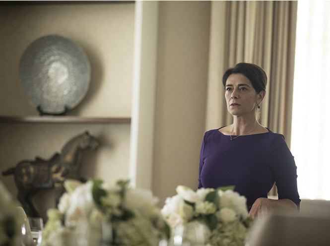 Хиам Аббас в сериале «Наследники»