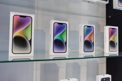 Novosibirsk residents scammed in Dubai iPhone deal