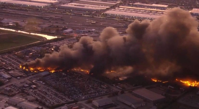 Власти сообщают, что число жертв может увеличиться | Источник: Flightrodar24 / X (заблокирован в России с марта 2022 года по решению Роскомнадзора)