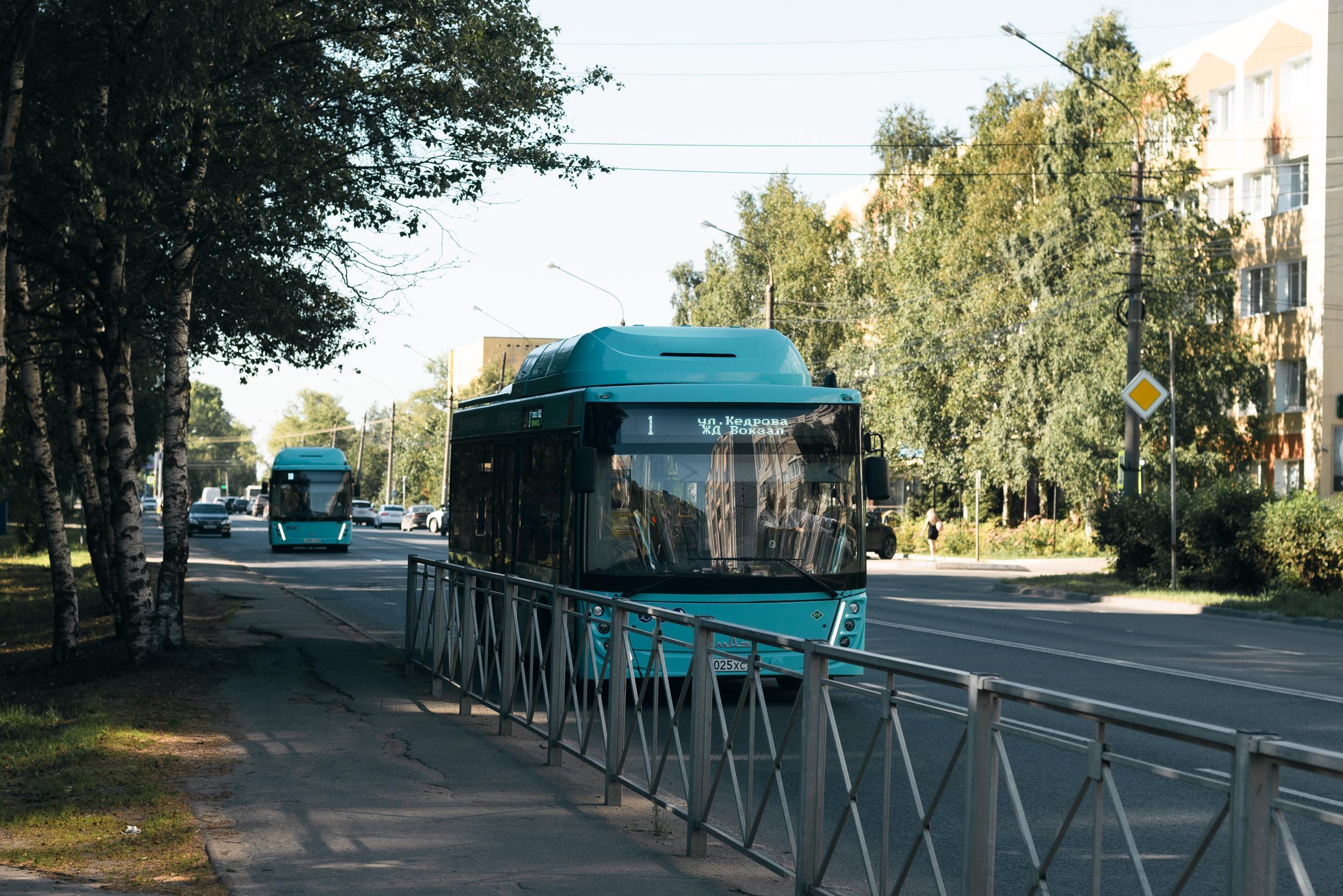 В Архангельске перекрыли часть улицы Гагарина: как теперь ездят автобусы