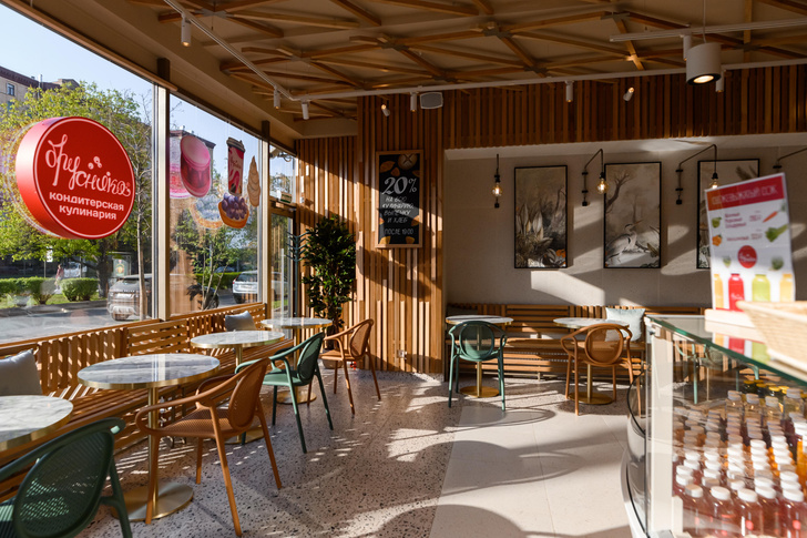 Новое кафе «Брусника» открылось в Хамовниках