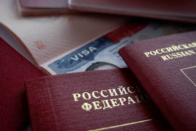 Путин упростил визовый режим для участников программы переселения соотечественников | Источник: Дарья Селенская / Городские медиа
