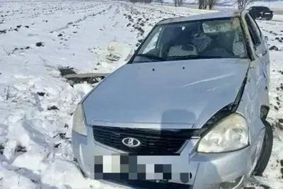 Водитель «Лады Приоры» попала в больницу после аварии