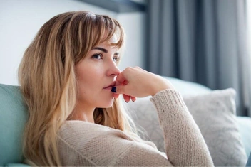 «Фантазирую о том, чтобы быть наказанной в сексе, и одновременно виню себя за это»