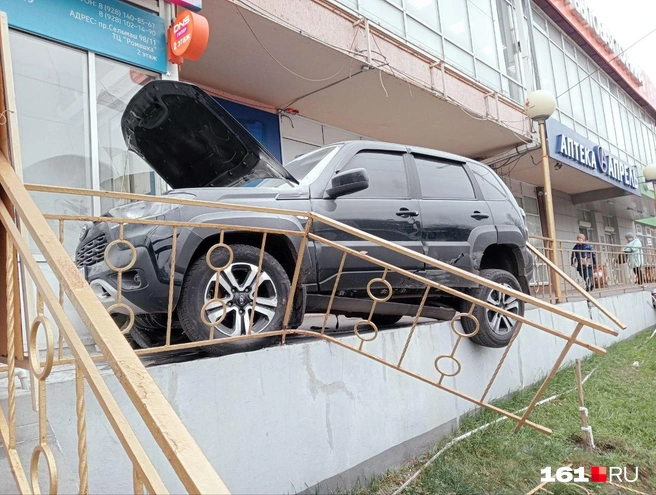 Машину успешно потушили | Источник: читатель 161.RU