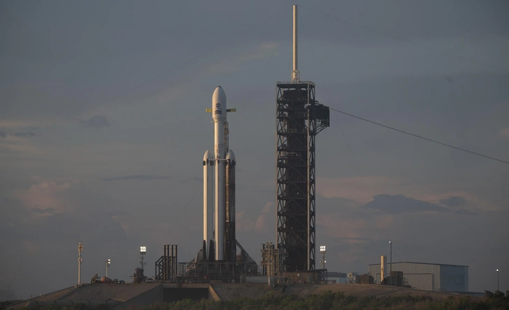 Из шпиона в разведчики: NASA и SpaceX отправили в космос новейший телескоп «Нэнси Грейс Роман» | Источник: NASA/Joel Kowsky