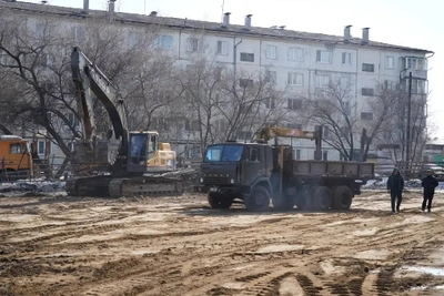 В Свободном продолжают снос аварийных домов