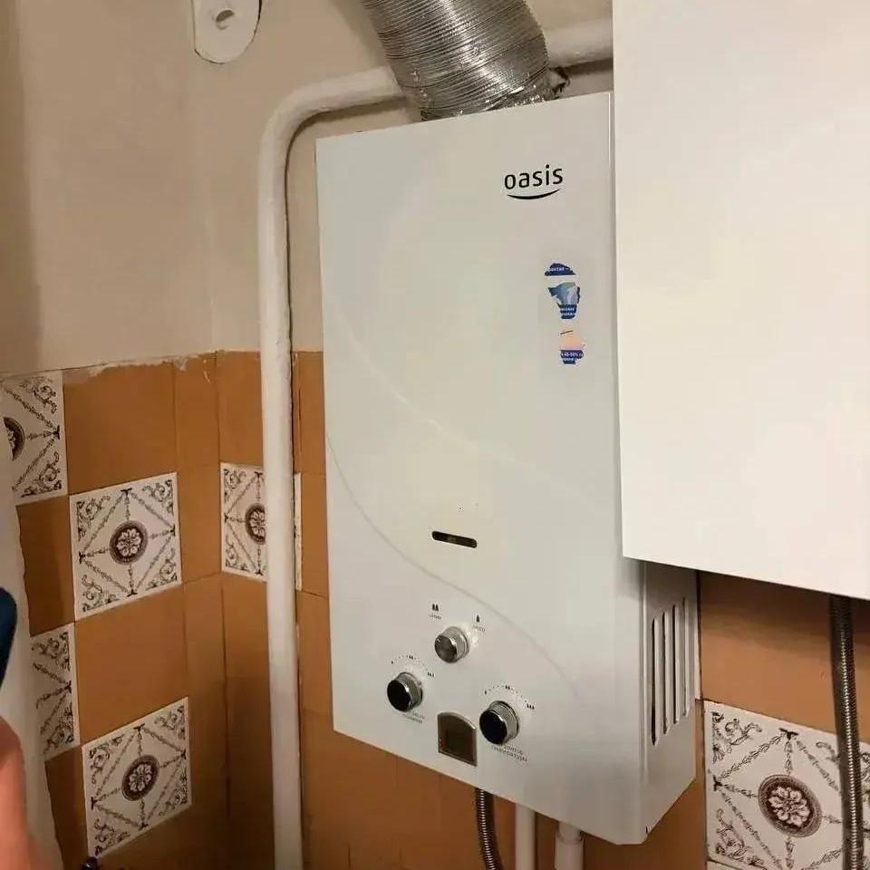 Супруги с трехмесячным ребенком отравились угарным газом в подмосковном Дзержинском: они забыли выключить плиту