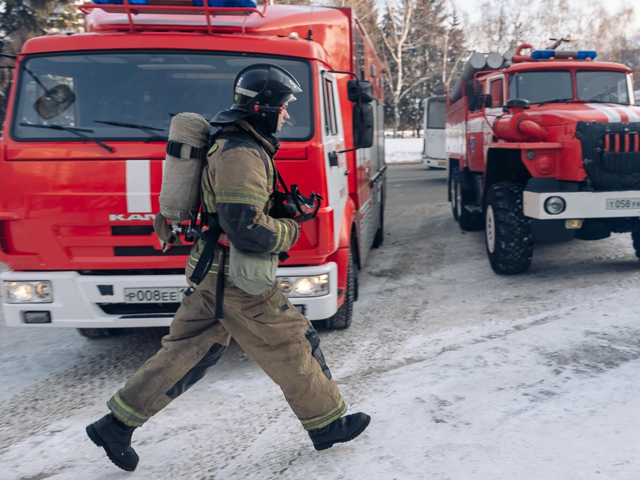 Пожар в самарской школе № 20. Очаг находился в спортзале