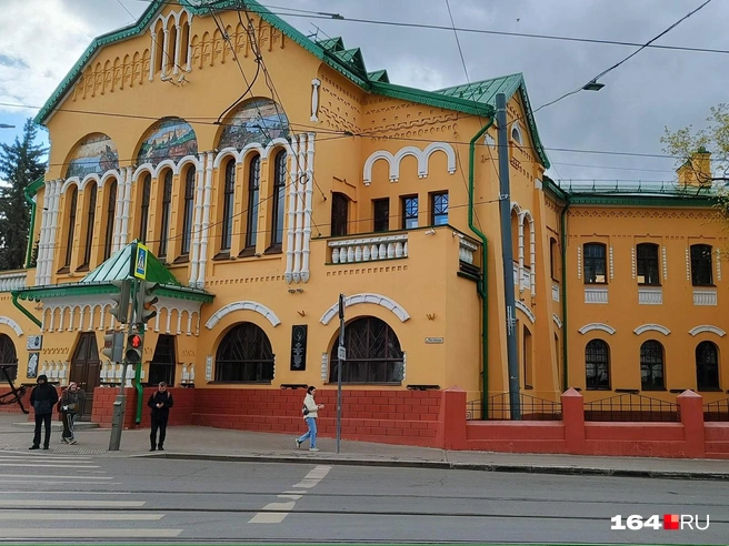 В исторической части города улицы выглядят очень опрятно | Источник: Антон Васильченко / 164.RU
