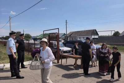 Сотрудники ОМВД «Тамбовский» охраняли порядок на празднике в Пушкарях