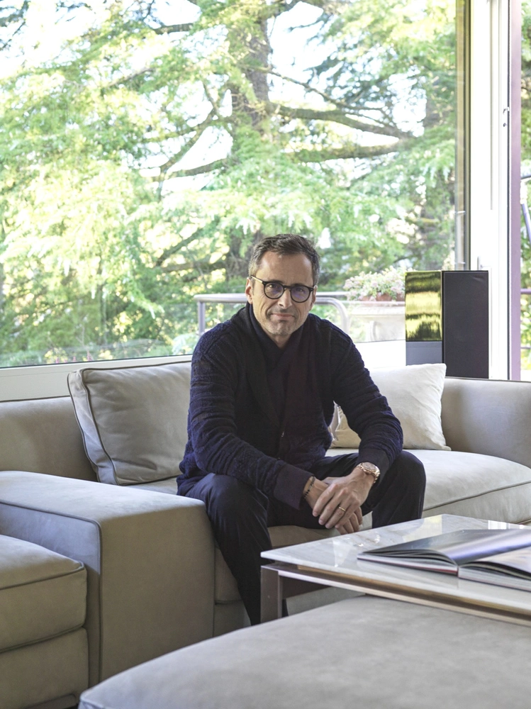 Леопольдо Кавалли — хозяин дома и глава Visionnaire. | Источник: МАКС ДЗАМБЕЛЛИ (MAX ZAMBELLI)