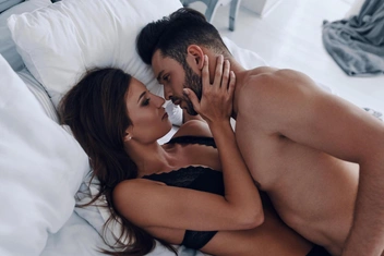 Как появилась любовь с точки зрения эволюции: мнение биолога Ирины Якутенко