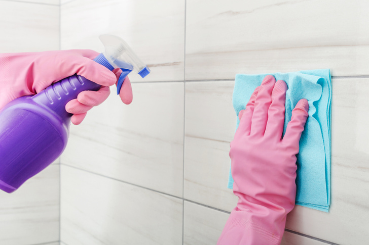 7 способов добела отчистить пожелтевшие швы в ванной