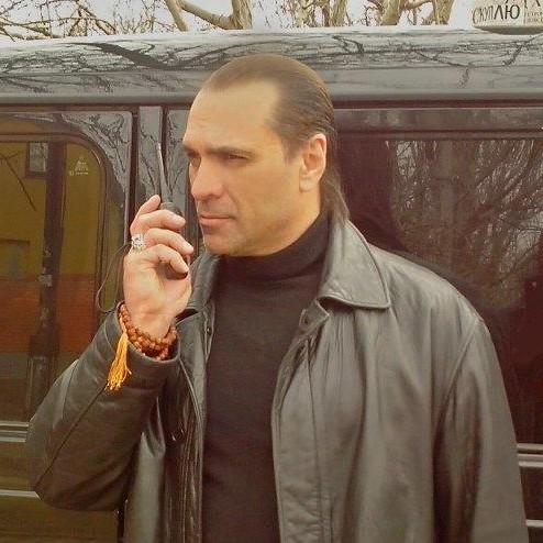 Актера Владимира Алферова похоронили в Болгарии спустя два месяца после смерти