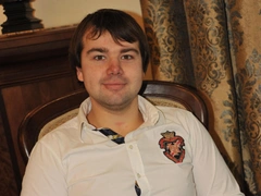 Скандальный суд с бывшей женой разрушил новый роман Полежайкина из «Папиных дочек»
