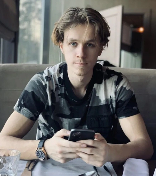 Глеб Смолкин | www.starhit.ru