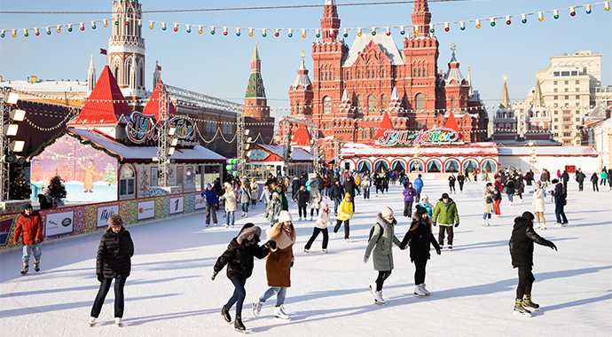 28 ноября на Красной площади состоялось торжественное открытие 15-го сезона ГУМ-Катка