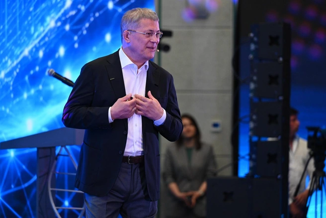 Радий Хабиров: «Мы опережаем запрос и предлагаем свои решения&nbsp;— от цифровых месторождений в нефтегазовой отрасли до интеллектуальных систем в сельском хозяйстве» | Источник: пресс-служба правительства Республики Башкортостан