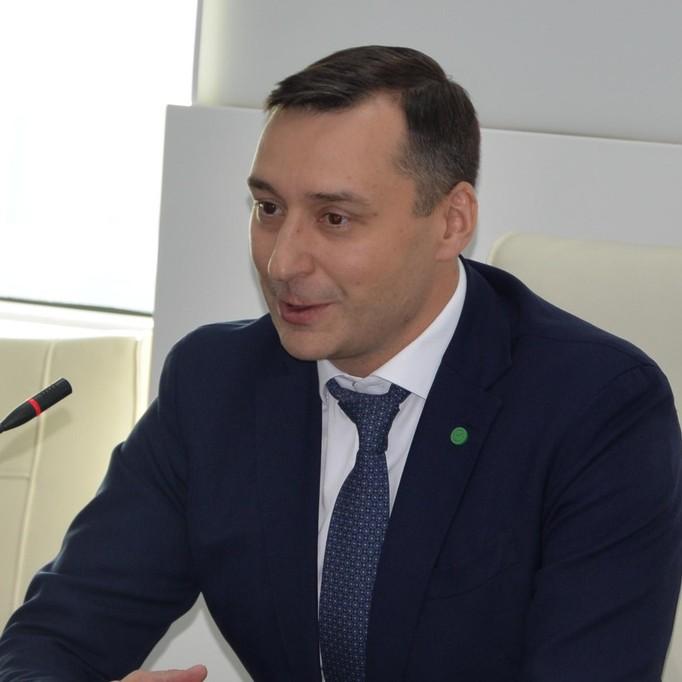 <p>Арсений Колобов</p>