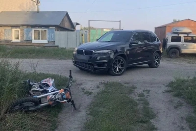 ДТП с питбайком и BMW X5 в Барнауле: пострадали подростки