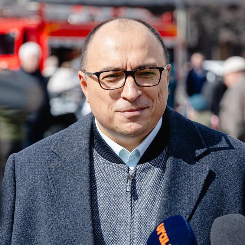 <p>Руслан Усманов</p>