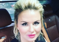 Анна Семенович объяснила, почему отменила свадьбу