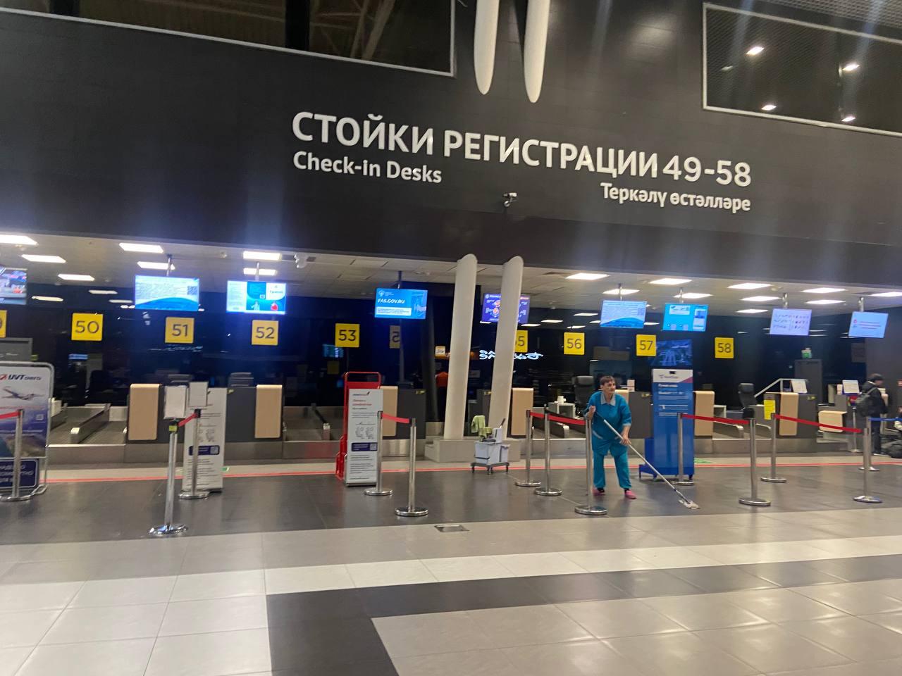 «Понимаем, как утомительно»: аэропорт Казани прокомментировал огромные очереди в зоне международных…