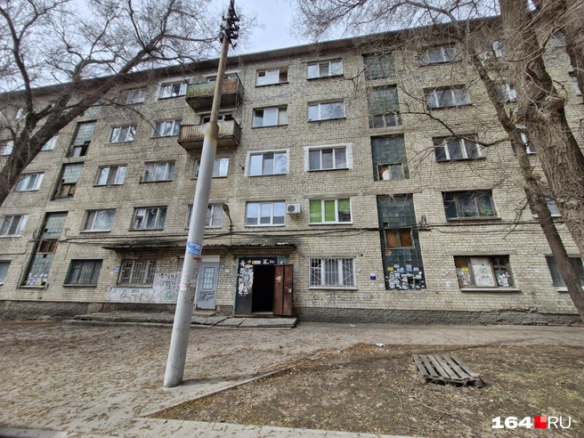 Нина и Женя поселились в относительно пригодном для жизни месте | Источник: Виктория Федорова / 164.RU