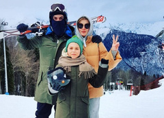 Беременная Полина Гагарина устроила экстремальные каникулы с семьей