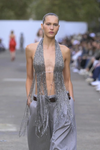 Stella McCartney ss25 | Источник: Legion Media