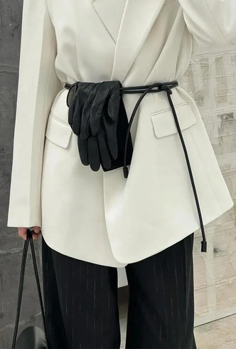 7 новых способов носить ремни: на пальто, три сразу или как богатые итальянки