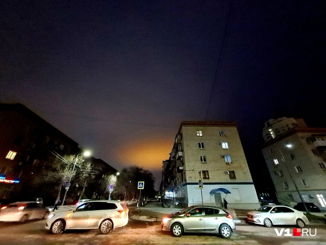 С этого ракурса пятно похоже на инопланетный корабль | Источник: Константин Завриков / V1.RU
