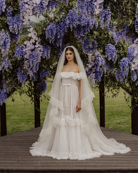 Свадьба мечты на ранчо: «ангел» Victoria’s Secret Тейлор Хилл вышла замуж