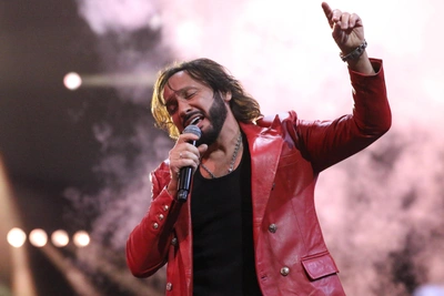 Стас Михайлов даст концерт 8 марта с 30 хитами и съемками фильма