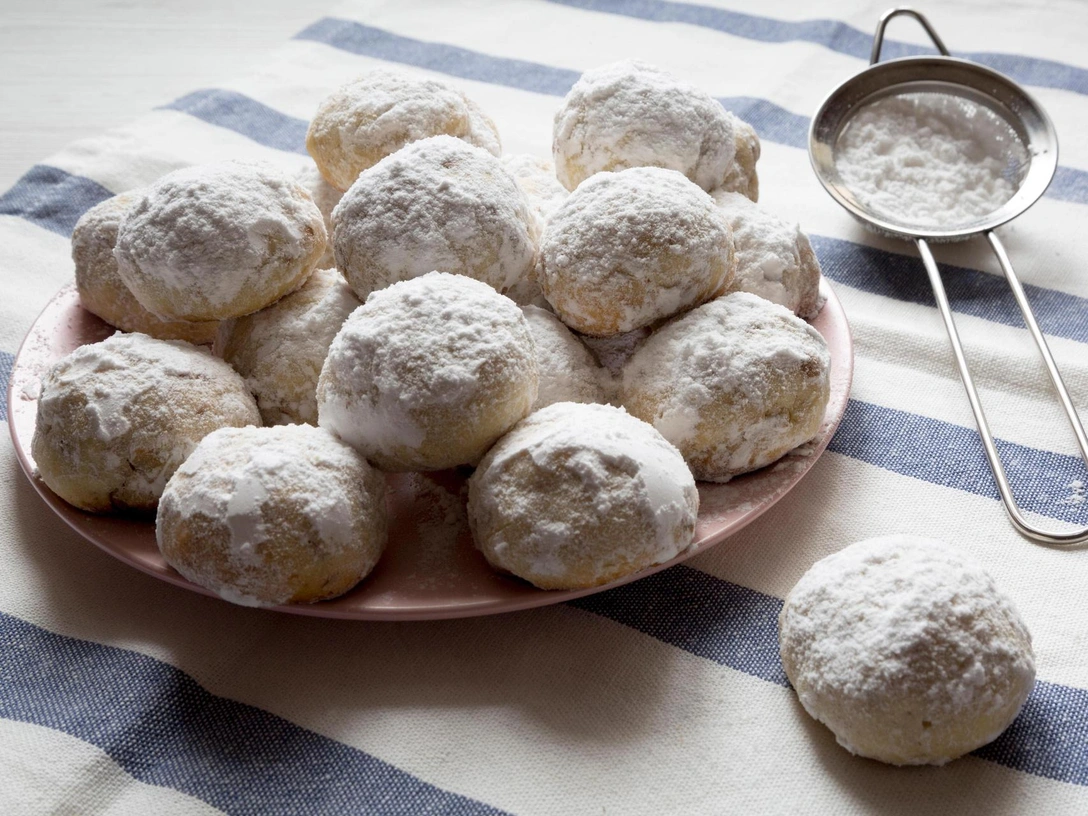 Творожное печенье всего за полчаса: домашние сметут со стола за секунду! | marieclaire.ru