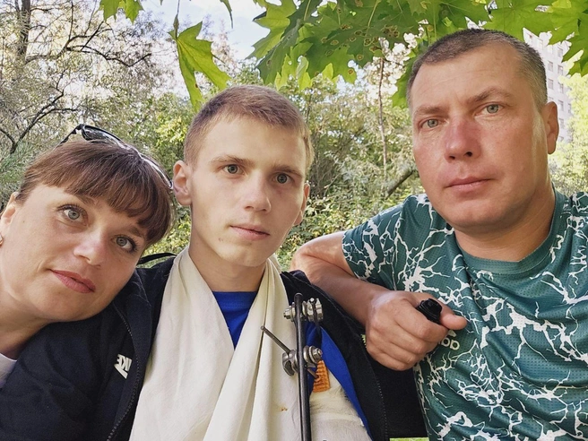 Семья поддерживает Марка во всем | Источник: Марк Кравченко