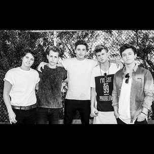 Бруклин Бекхэм снялся в клипе The Vamps