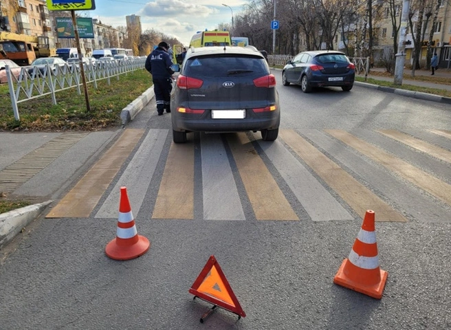 На улице Черновицкой рязанец на Kia сбил пешехода | ya62.ru