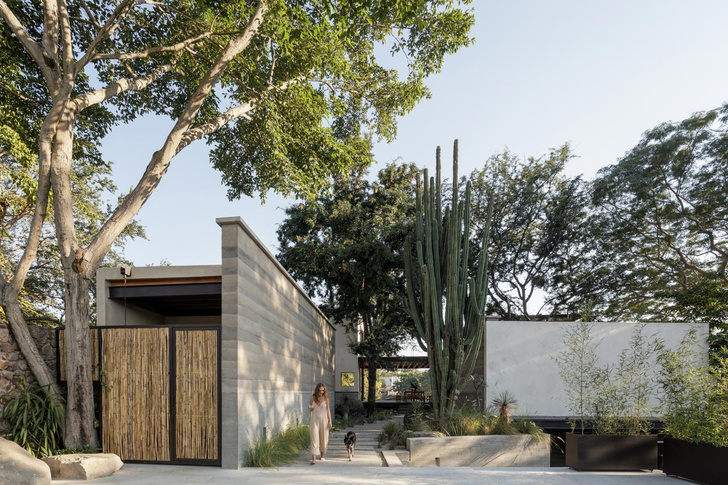Дом в Мексике по проекту Di Frenna Arquitectos