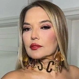 <p>Демет Акалын</p>